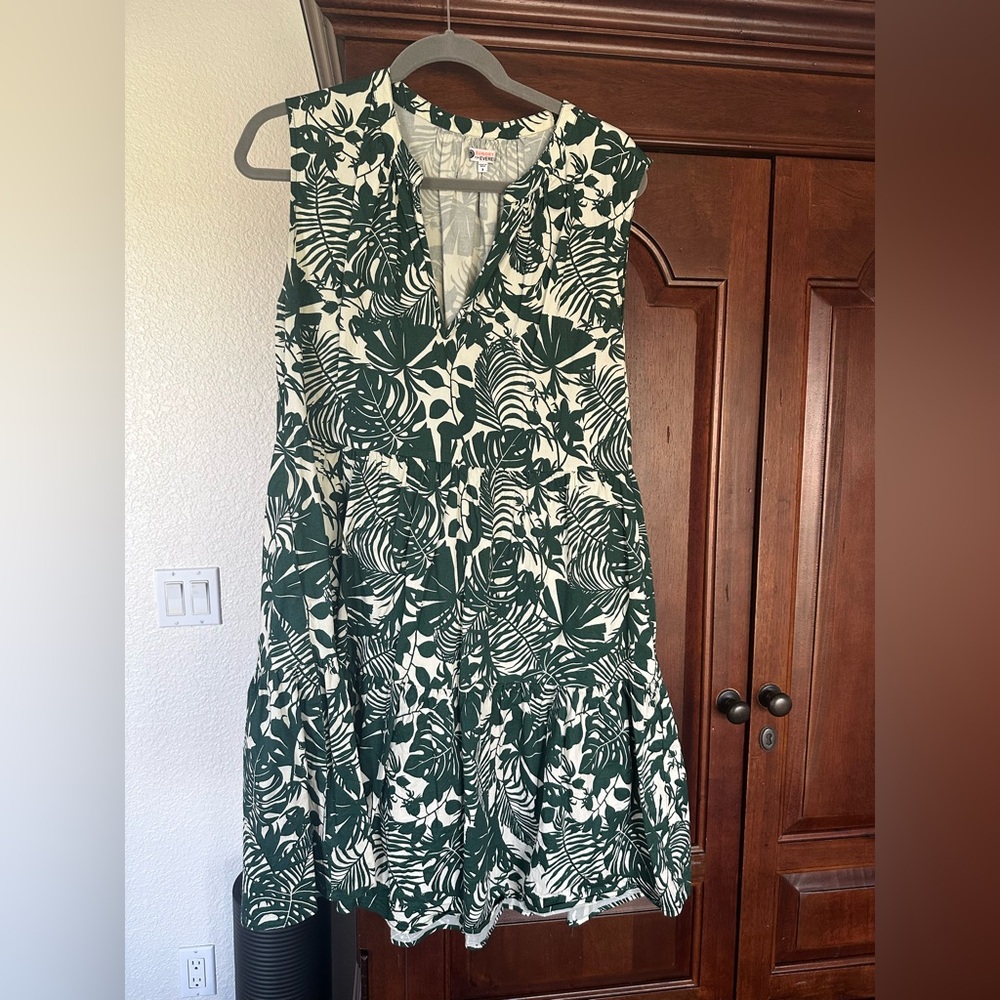Sundry Green and White Tropical Midi Dress
